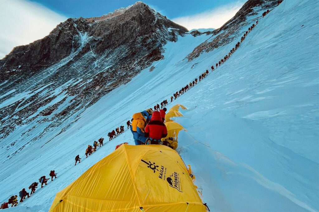 Surtourisme sur l'Everest 