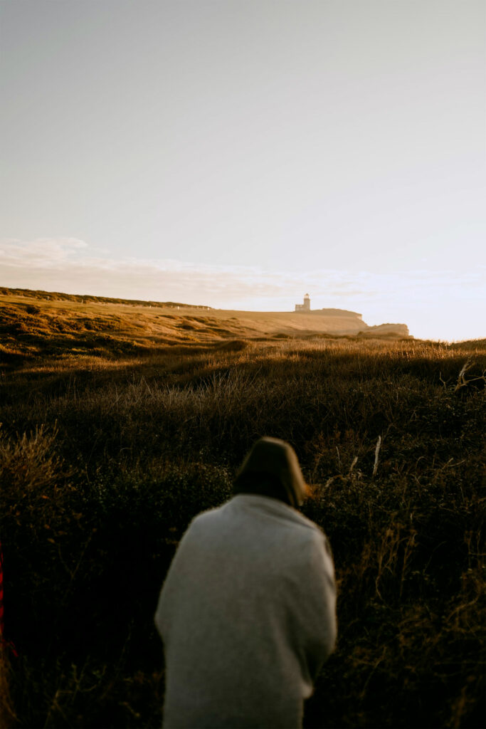 Faire une randonnée sur les falaises de Douvres